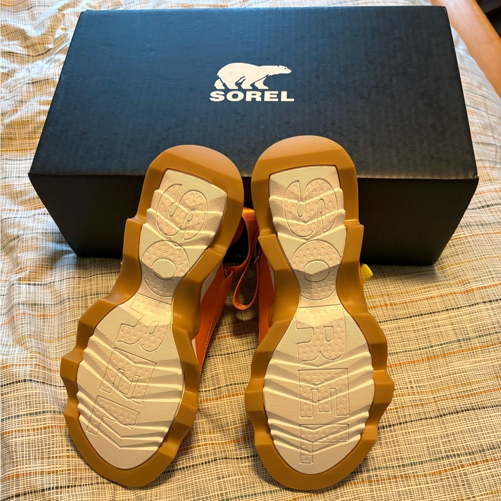 Sorel Orange Sandals - Picture 10 of 12